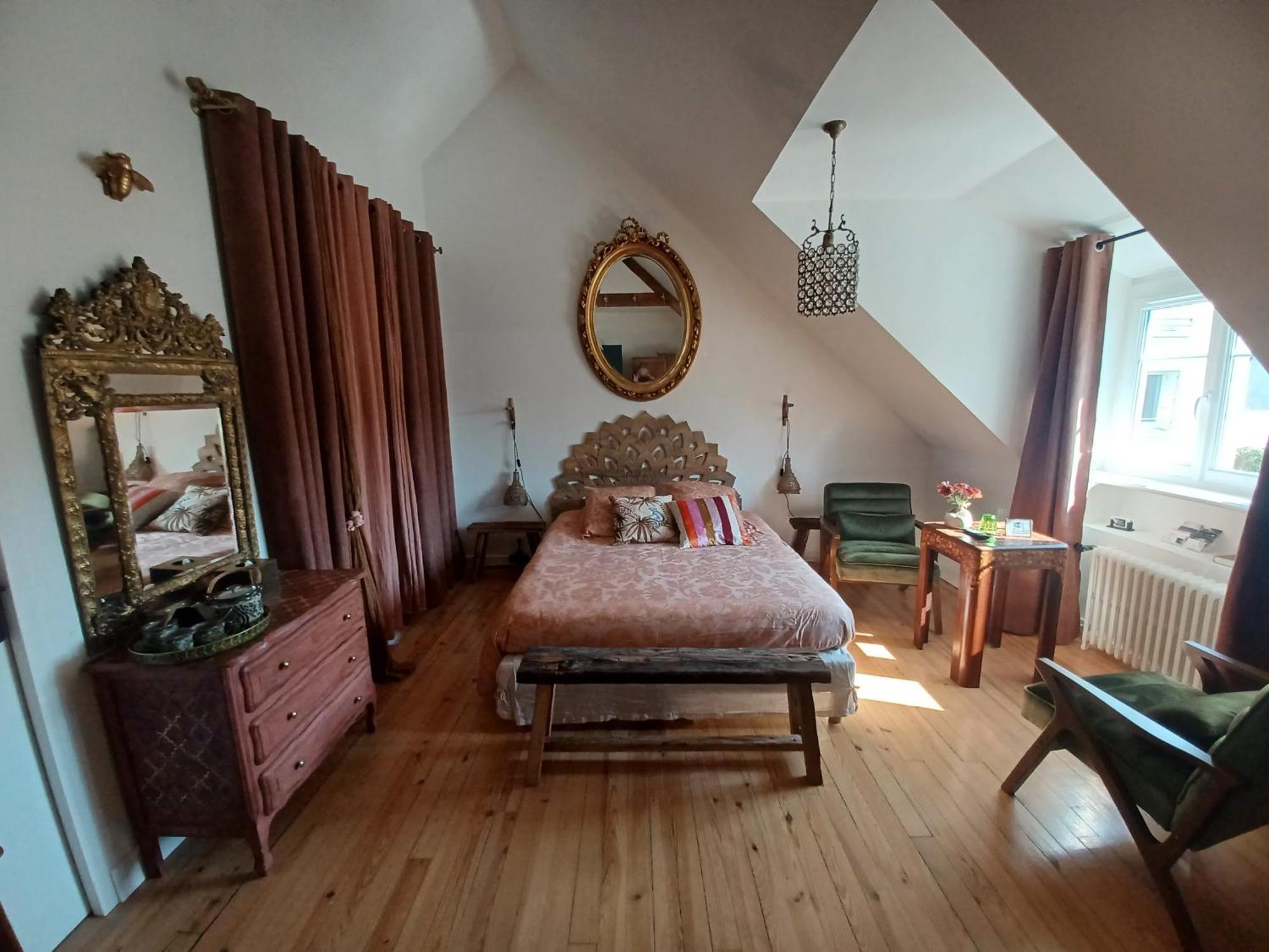 Le Banellou Bed & Breakfast แก็งแปร์ ภายนอก รูปภาพ